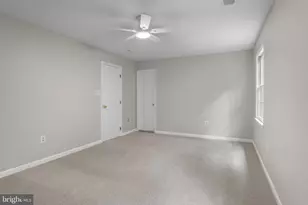 10201 Leatherleaf Ct, Manassas, VA 20111 - Photo 48