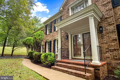 10201 Leatherleaf Court, Manassas, VA 20111 - Photo 6