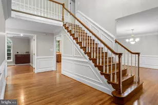 10201 Leatherleaf Ct, Manassas, VA 20111 - Photo 8