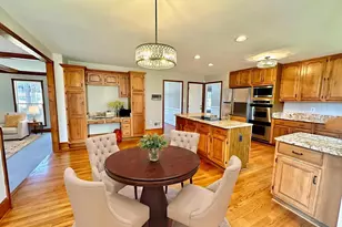 10201 Leatherleaf Ct, Manassas, VA 20111 - Photo 16