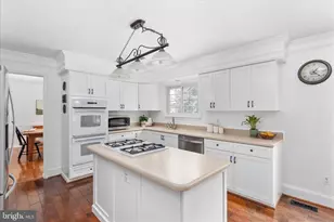 9107 Kearney Pl, Bristow, VA 20136 - Photo 12