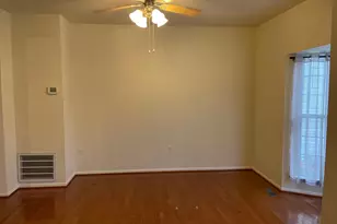 2807 White Birch Ct, Woodbridge, VA 22192 - Photo 4