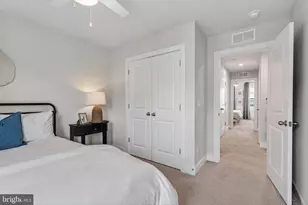 17706 Longspur Cove Ln, Dumfries, VA 22026 - Photo 38