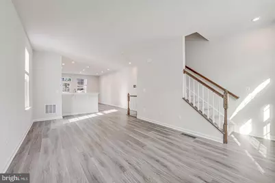 18339 Reaper Hill Ct, Triangle, VA 22172 - Photo 10