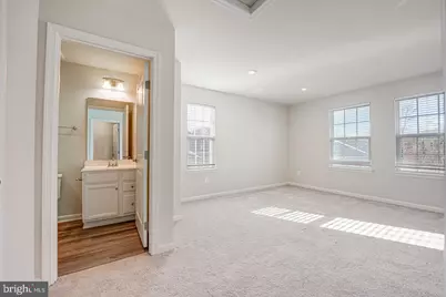 18339 Reaper Hill Ct, Triangle, VA 22172 - Photo 26