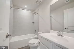 18339 Reaper Hl Ct, Triangle, VA 22172 - Photo 28