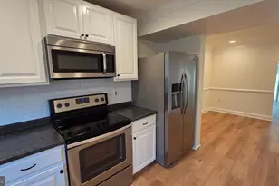 15277 Lodge Terrace, Woodbridge, VA 22191 - Photo 8