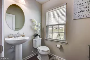 3550 Briarwood Dr, Dumfries, VA 22026 - Photo 8