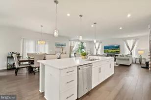 4554 Morley Loop, Woodbridge, VA 22192 - Photo 18