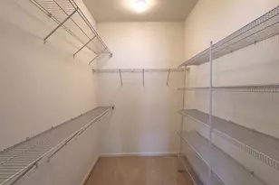 2100 Abbottsbury Way, Woodbridge, VA 22191 - Photo 16