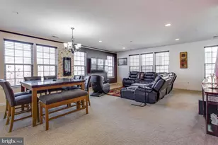14762 Mason Creek Cir, Woodbridge, VA 22191 - Photo 4