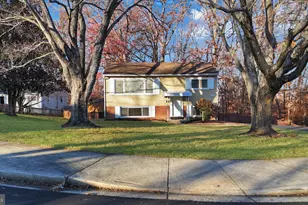 1916 Willow Ln, Woodbridge, VA 22191 - Photo 4