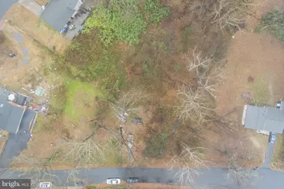 19017 Barnette Circle, Triangle, VA 22172 - Photo 2