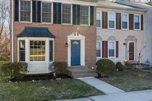 12865 Misty Ln, Woodbridge, VA 22192 - Photo 2