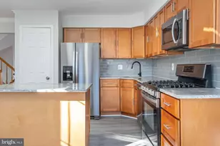 12865 Misty Ln, Woodbridge, VA 22192 - Photo 14