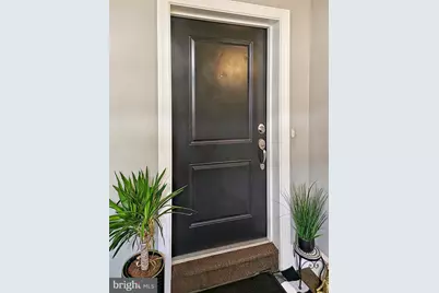 7465 Riding Meadow Way #42, Manassas, VA 20111 - Photo 4