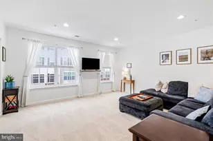 16884 Porters Inn Dr, Dumfries, VA 22026 - Photo 4