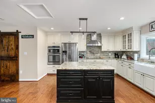 1412 Devils Reach Rd, Woodbridge, VA 22192 - Photo 14