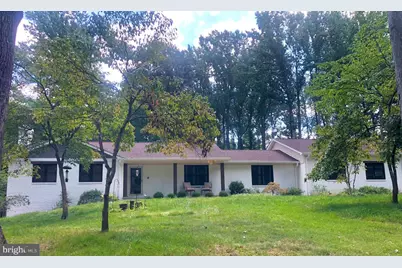 11049 Newood Drive, Manassas, VA 20111 - Photo 2