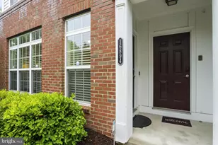 16894 Porters Inn Dr, Dumfries, VA 22026 - Photo 4