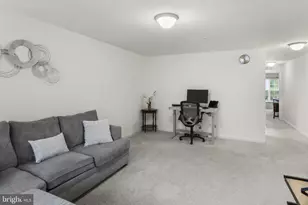 16894 Porters Inn Dr, Dumfries, VA 22026 - Photo 24