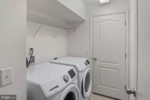 16894 Porters Inn Dr, Dumfries, VA 22026 - Photo 20