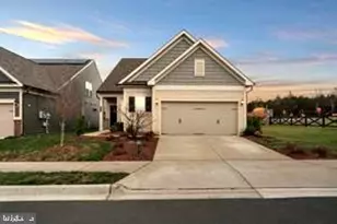 6425 Hibiscus Path Ter, Haymarket, VA 20169 - Photo 2