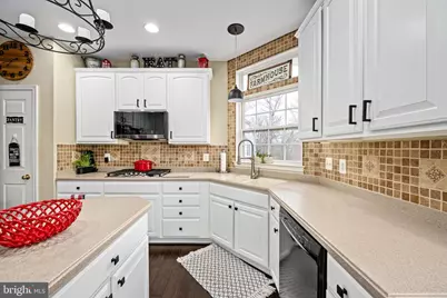 5505 Altenbury Loop, Gainesville, VA 20155 - Photo 24