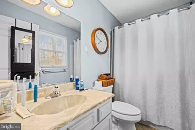 15985 Cove Lane, Dumfries, VA 22025 - Photo 16