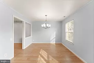 8068 Stonewall Brigade Ct, Manassas, VA 20109 - Photo 12