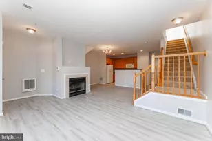 5039 Anchorstone Dr, Woodbridge, VA 22192 - Photo 6