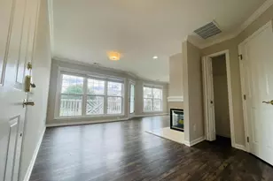 8069 Stonewall Brigade Ct, Manassas, VA 20109 - Photo 4