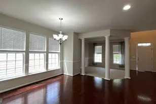 12437 Pfitzner Ct, Woodbridge, VA 22192 - Photo 4