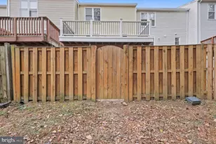 1904 Pohick Creek Ct, Woodbridge, VA 22192 - Photo 24