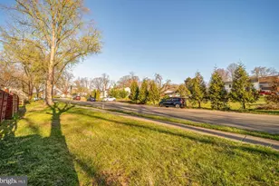 1412 Cottonwood Ct, Woodbridge, VA 22191 - Photo 42