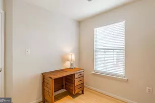 14299 Newbern Loop, Gainesville, VA 20155 - Photo 12