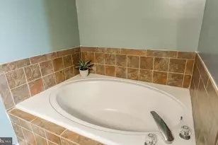 14299 Newbern Loop, Gainesville, VA 20155 - Photo 10