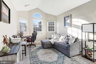 13804 Greendale Dr, Woodbridge, VA 22191 - Photo 20