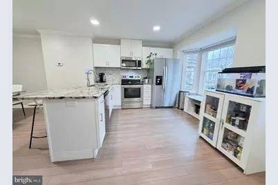 4993 Lambsgate Lane, Woodbridge, VA 22193 - Photo 4