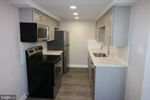 1717 Fort Henry Ct, Dumfries, VA 22026 - Photo 6