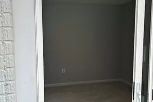 16272 Eagle Flight Cir, Woodbridge, VA 22191 - Photo 8