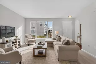 3354 Cape May Ct, Dumfries, VA 22026 - Photo 2