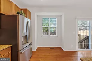 15615 Winding Creek Dr, Dumfries, VA 22025 - Photo 14