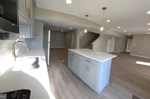 3027 Landing Eagle Ct, Woodbridge, VA 22191 - Photo 2