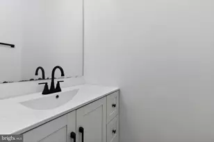 1973 Partree Ct, Woodbridge, VA 22191 - Photo 10