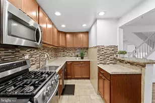 1404 Milbank Rd, Woodbridge, VA 22191 - Photo 16