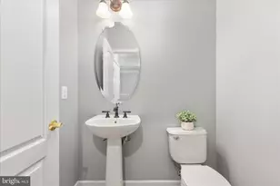 15831 Fourmile Creek Ct, Haymarket, VA 20169 - Photo 18