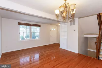 13623 Bentley Circle, Woodbridge, VA 22192 - Photo 8