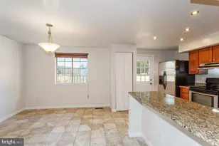 13623 Bentley Cir, Woodbridge, VA 22192 - Photo 10