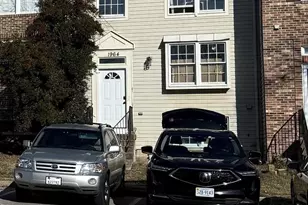 1964 Knoll Top Ln, Woodbridge, VA 22191 - Photo 1